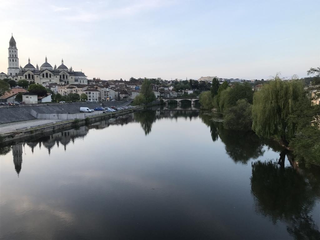 Good Place Perigueux Ngoại thất bức ảnh